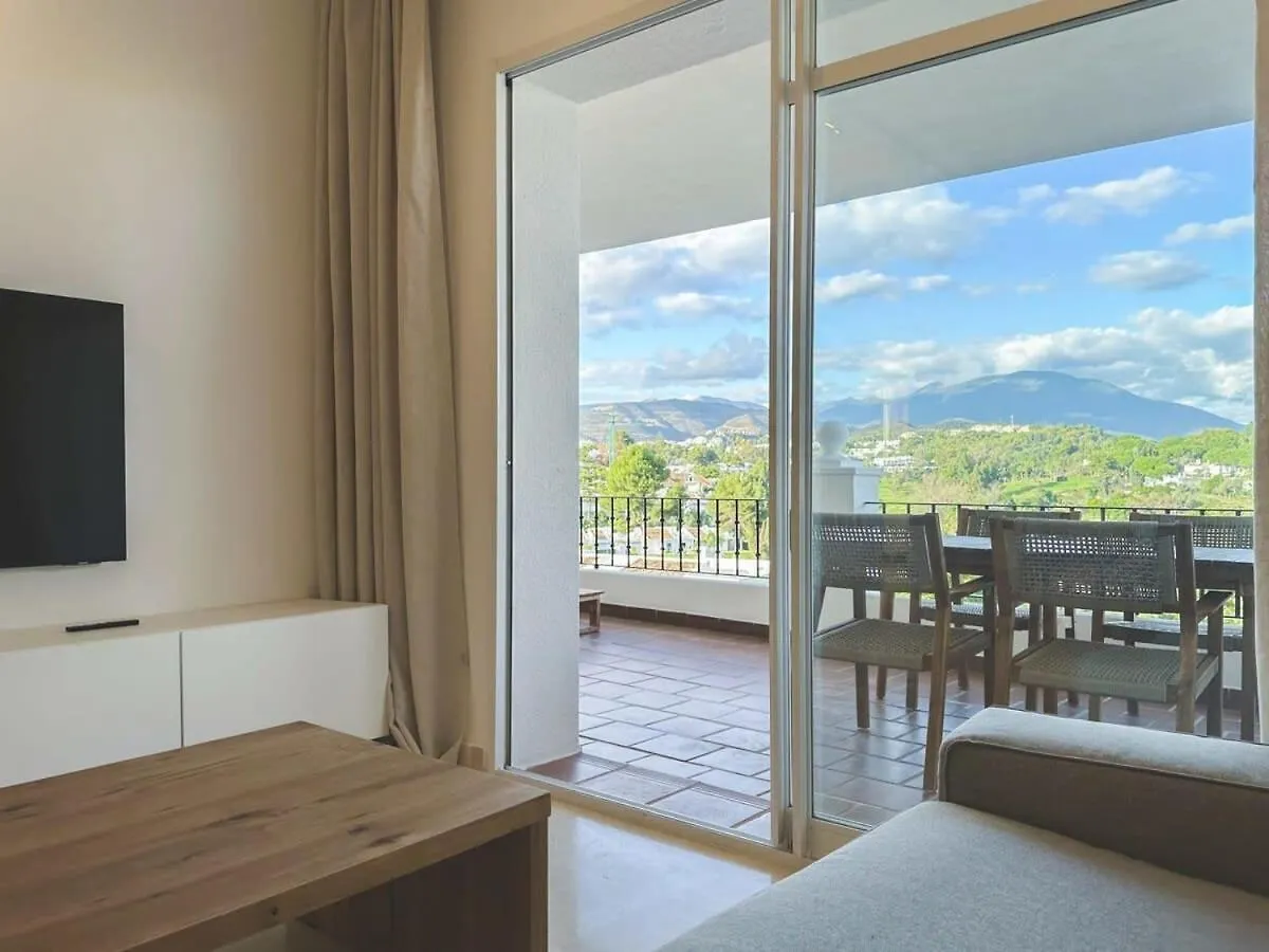 Heated Indoor Pool 2 Bed Mountain Sunset Views Apartment Marbella