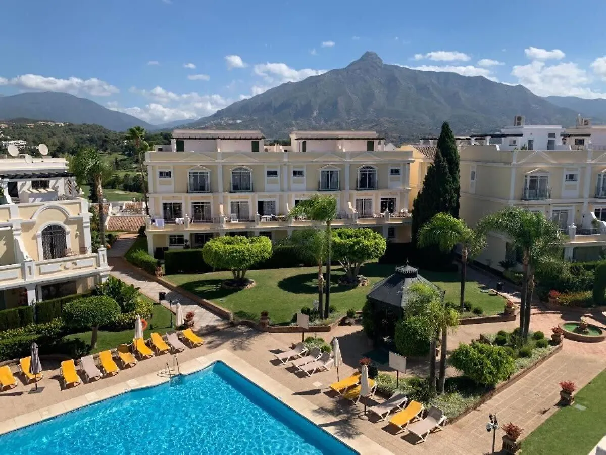 Heated Indoor Pool 2 Bed Mountain Sunset Views Apartment Marbella